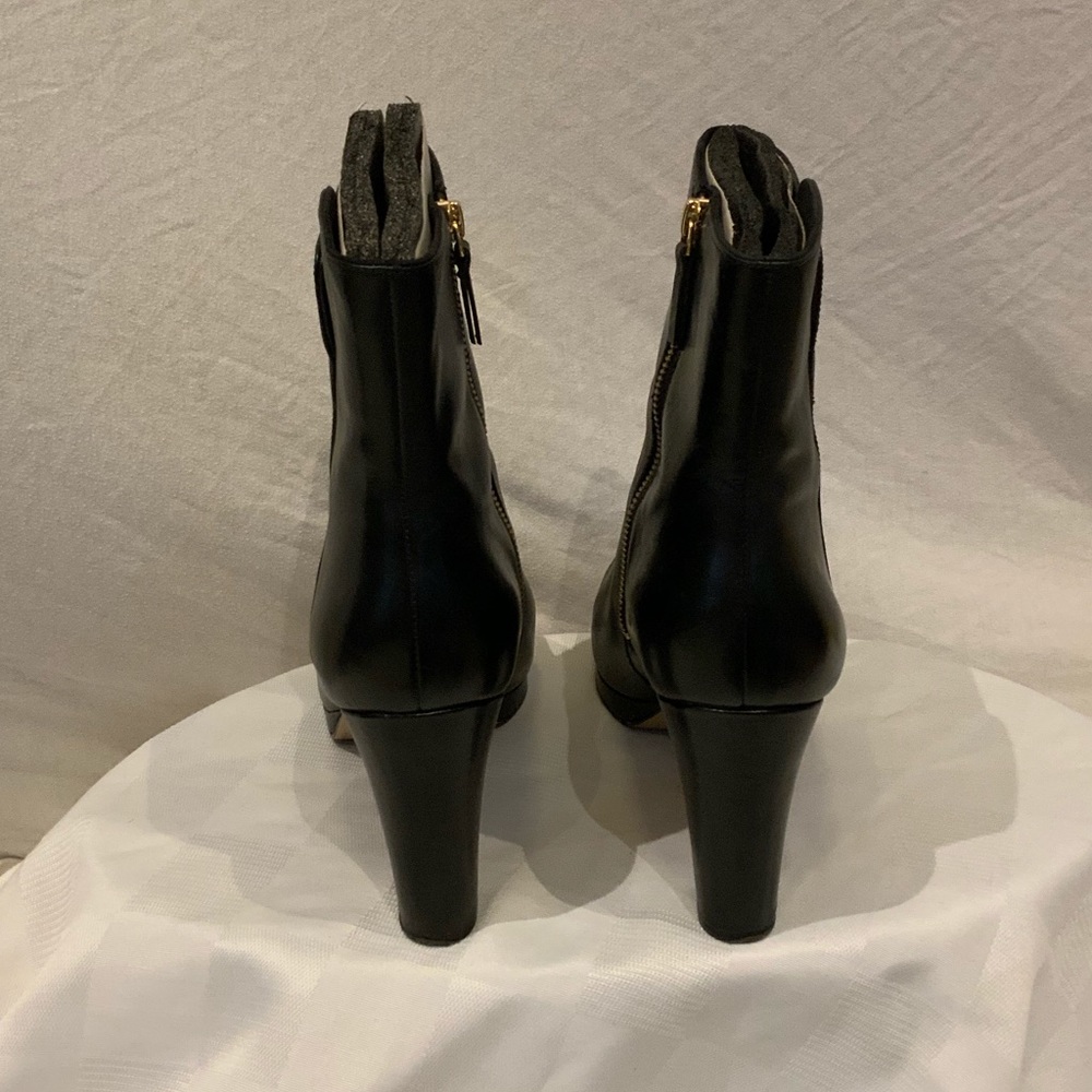 Lightly worn Nine West black heeled booties - Picture 2 of 8